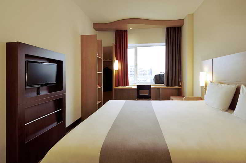 Ibis Esch Belval Hotel Exterior foto